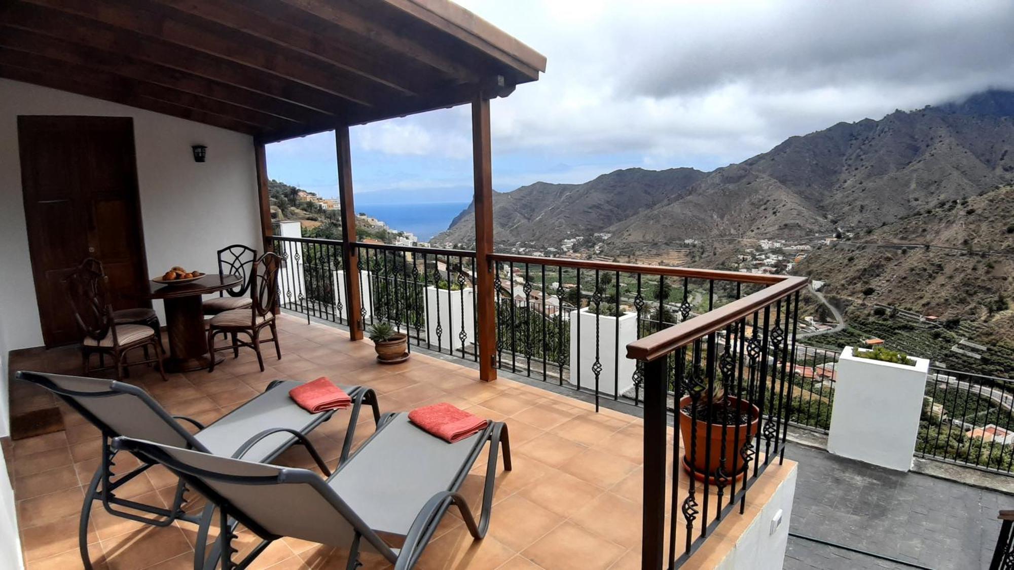 Casa La Sabina Roja 1 - Casa Con Impresionantes Vistas Sobre Hermigua Y El Mar Buitenkant foto
